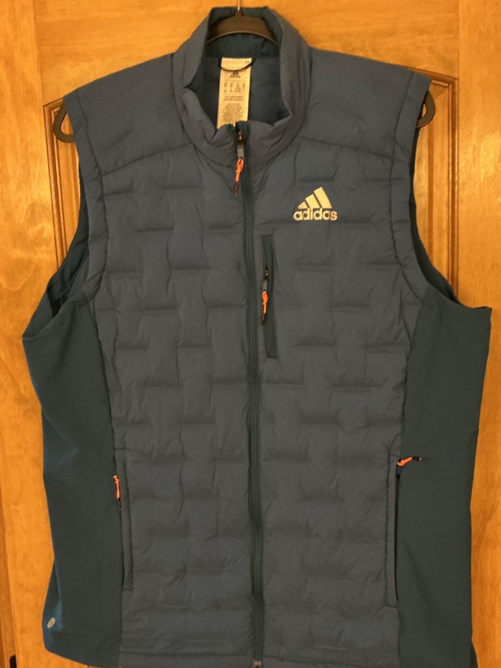 Like new Men’s Adidas Vest XL - Picture 4 of 7